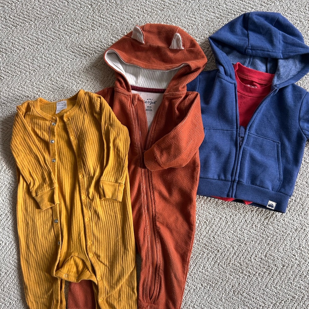 6-9 Long Sleeve Onesies Bundle